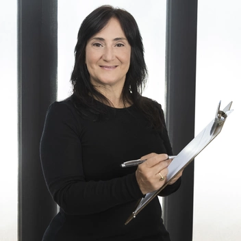 Elena Bollino - Licenced Immigration Consultant New Zealand